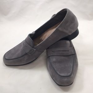 Clarks suede loafer